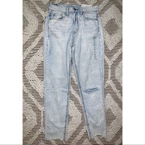 AE Mom Jeans – Make me your best offer!